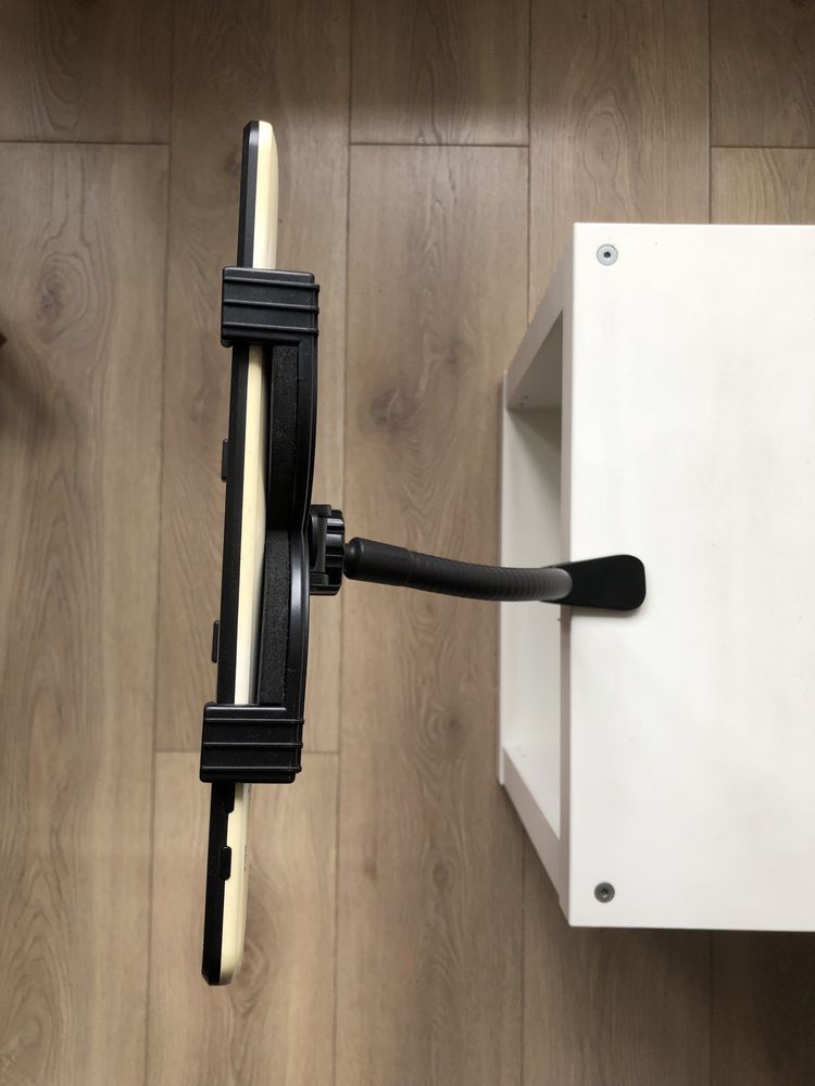 Elastyczny uchwyt na tablet holder na przegubie iPad