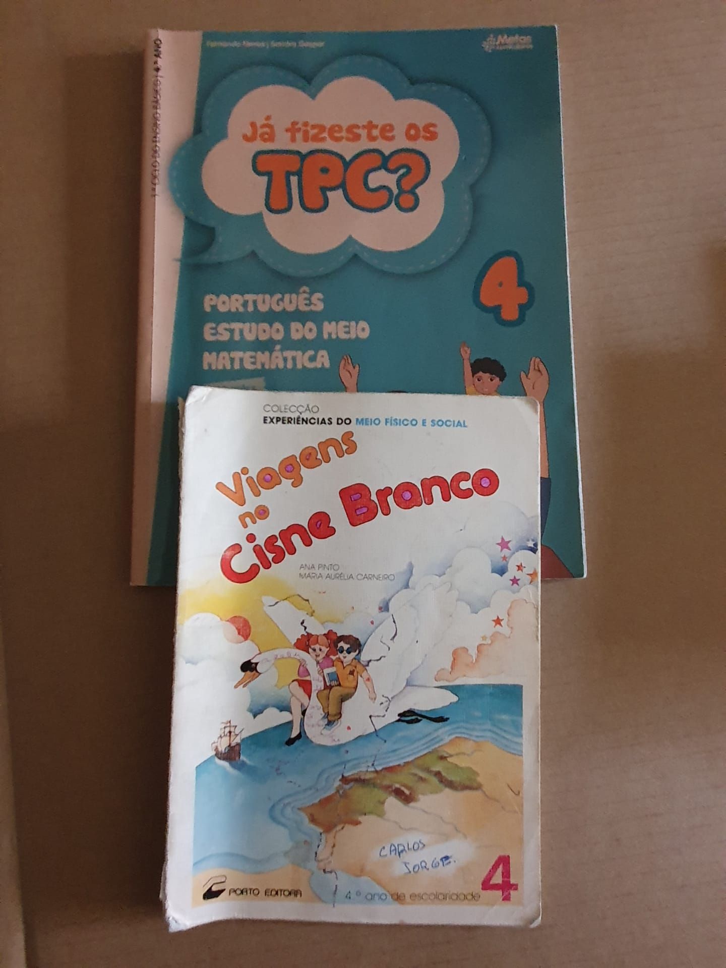 Livros escolares 4º Ano