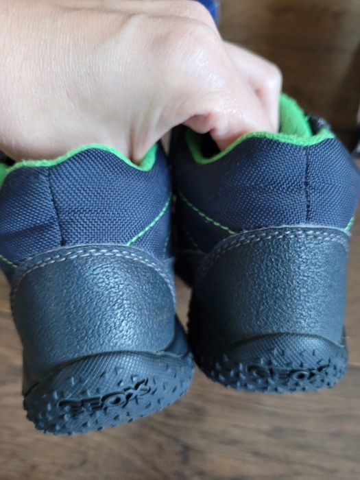 Buty jesienne trzewiki Geox 24