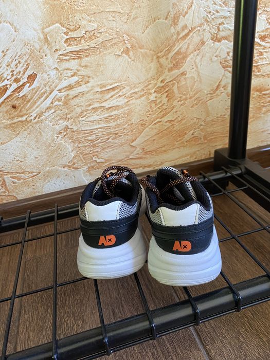 Дитяче взуття га хлопчика