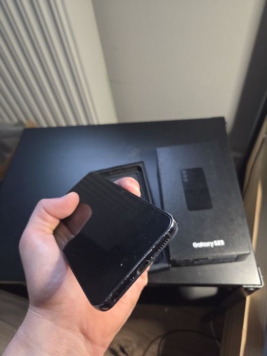 Samsung galaxy s23 128GB bardzo dobry