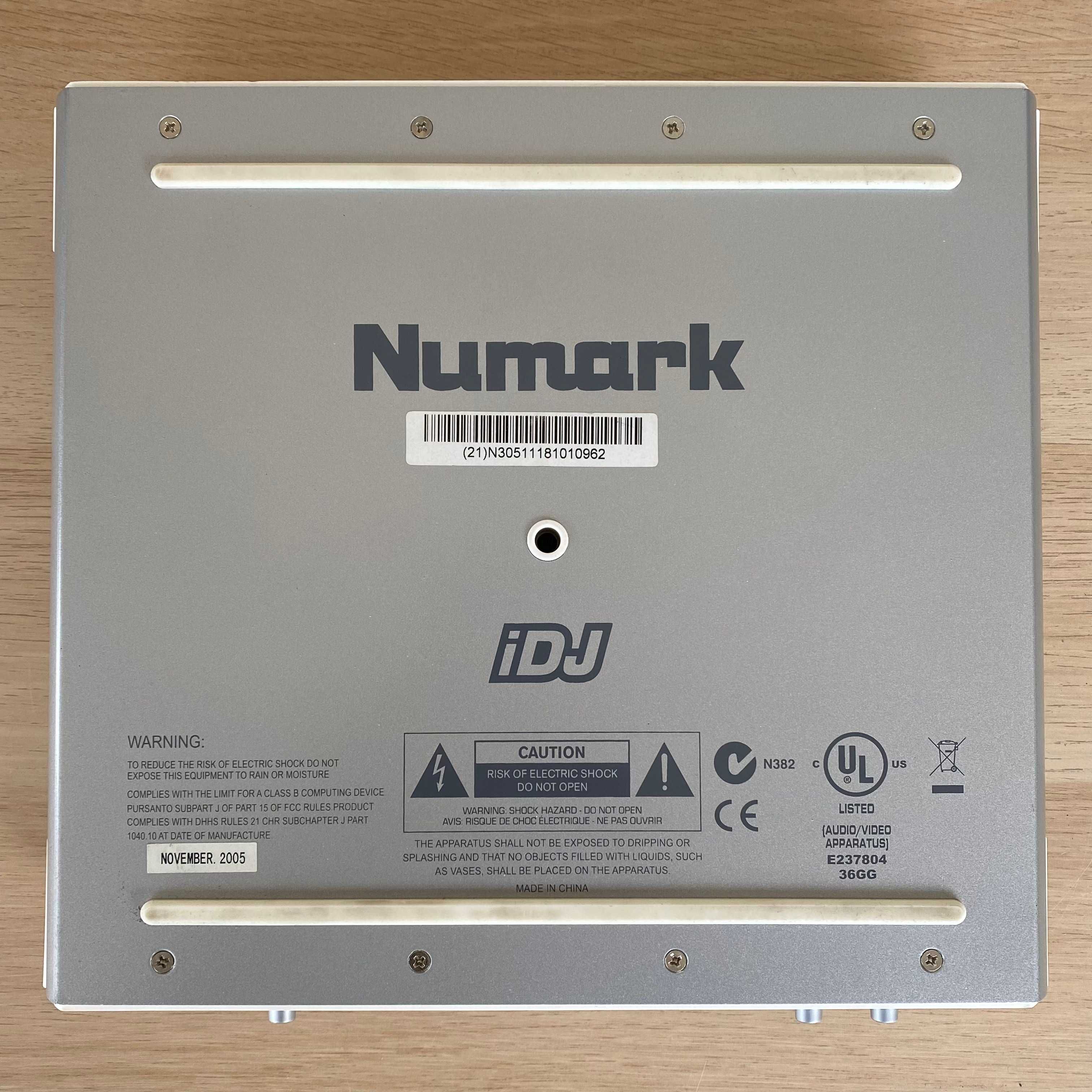 Mesa de mistura Numark iDJ dock para iPODs Como nova!