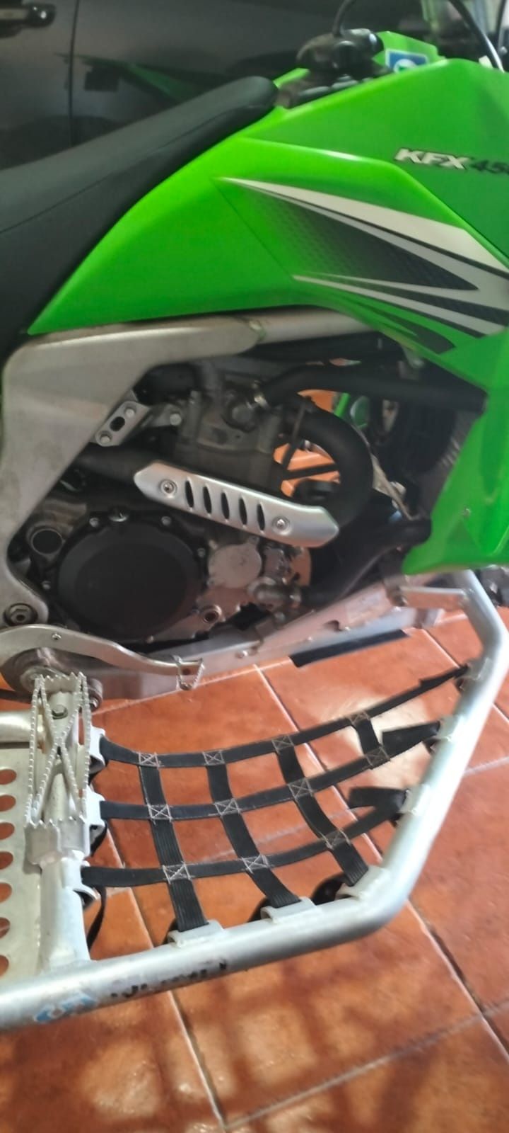 Kawasaki kfx450R imaculada