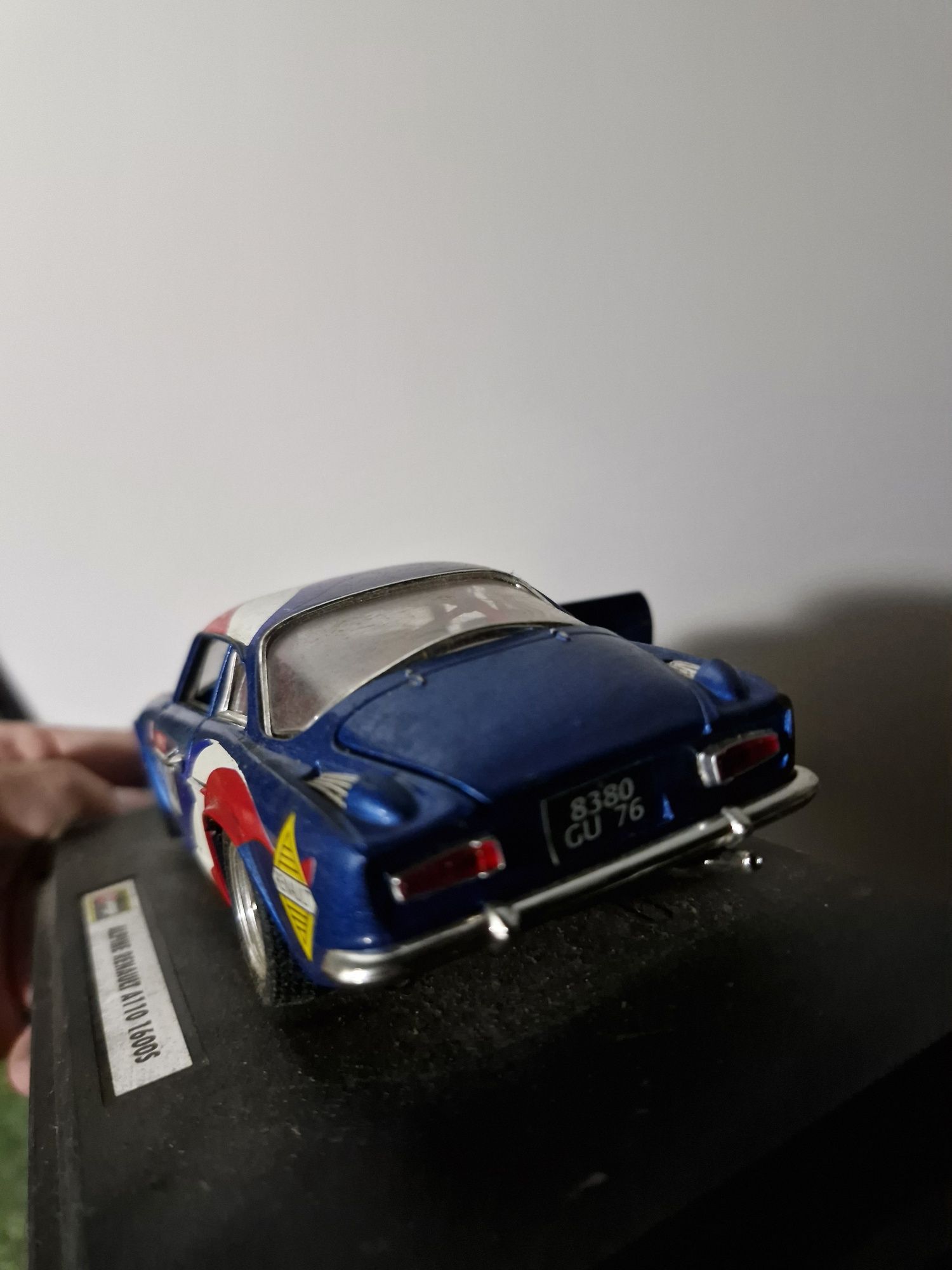 Carrinho miniatura alpine renault a110 .