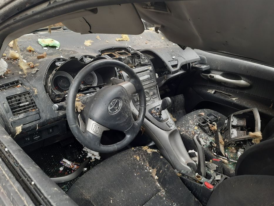 Тойота Ауріс 1,4D робот