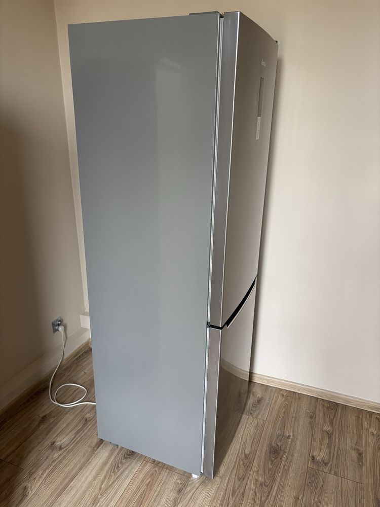 Lodówka chłodziarko-zamrażarka Amica FK3356N.2DFX Inox No Frost 185cm
