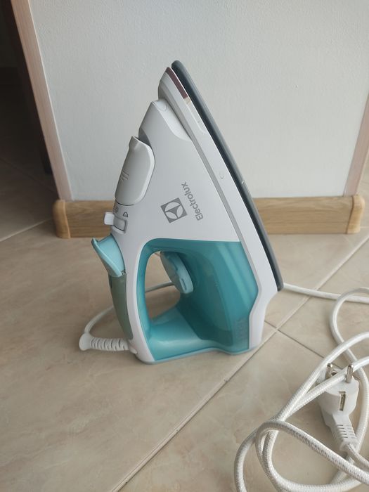 Продам праску, (утюг)