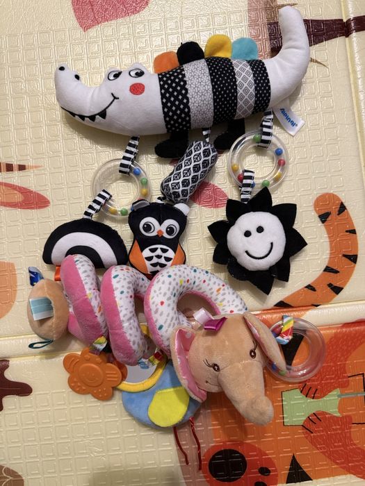 Мобілі для малюків,розвиваюча підвіска в ліжечко/коляску/автокрісло