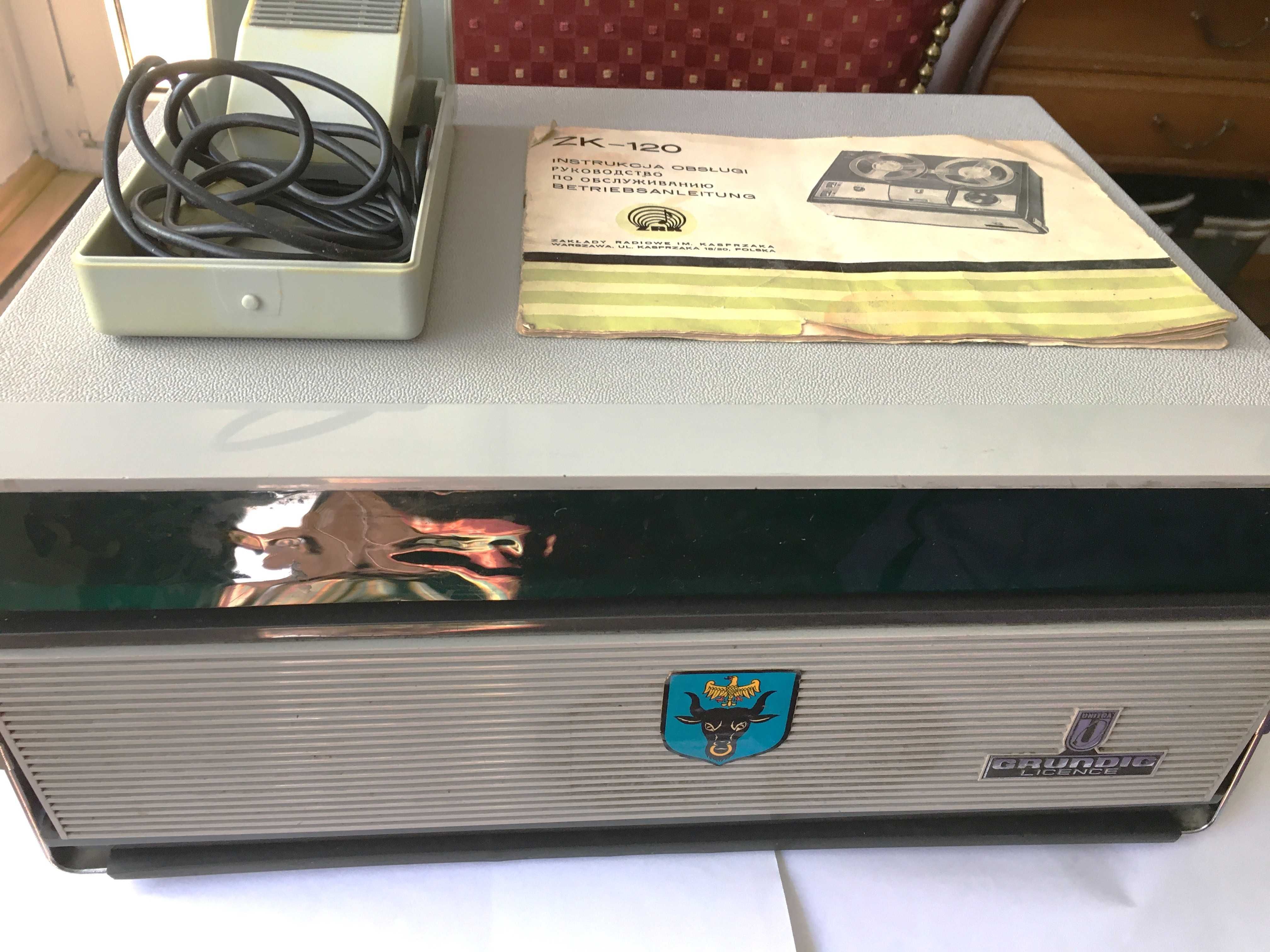 Czar PRL.u-Magnetofon ZK-120