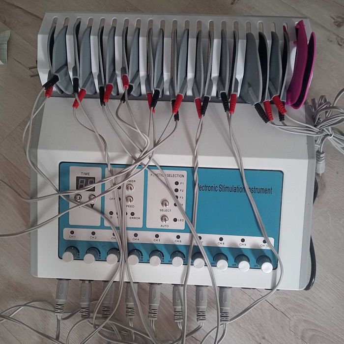 Urządzenie do elektrostymulacj/ EMS