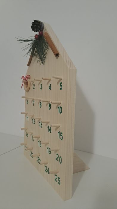 Kalendarz adwentowy drewniany