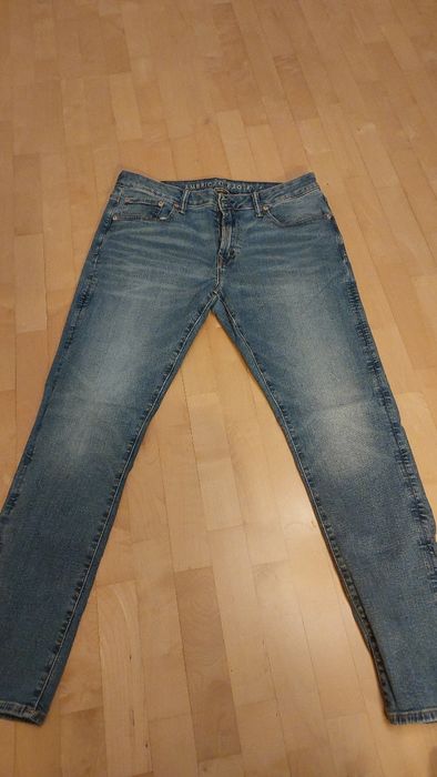 Spodnie jeansowe american eagle