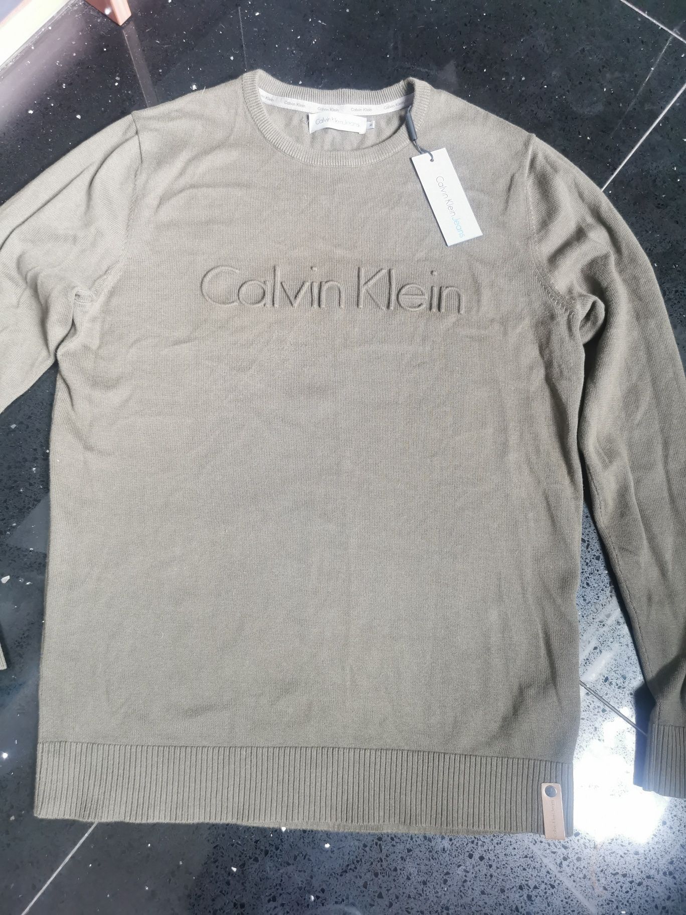 Calvin Klein roz M nowy sweterek Khaki