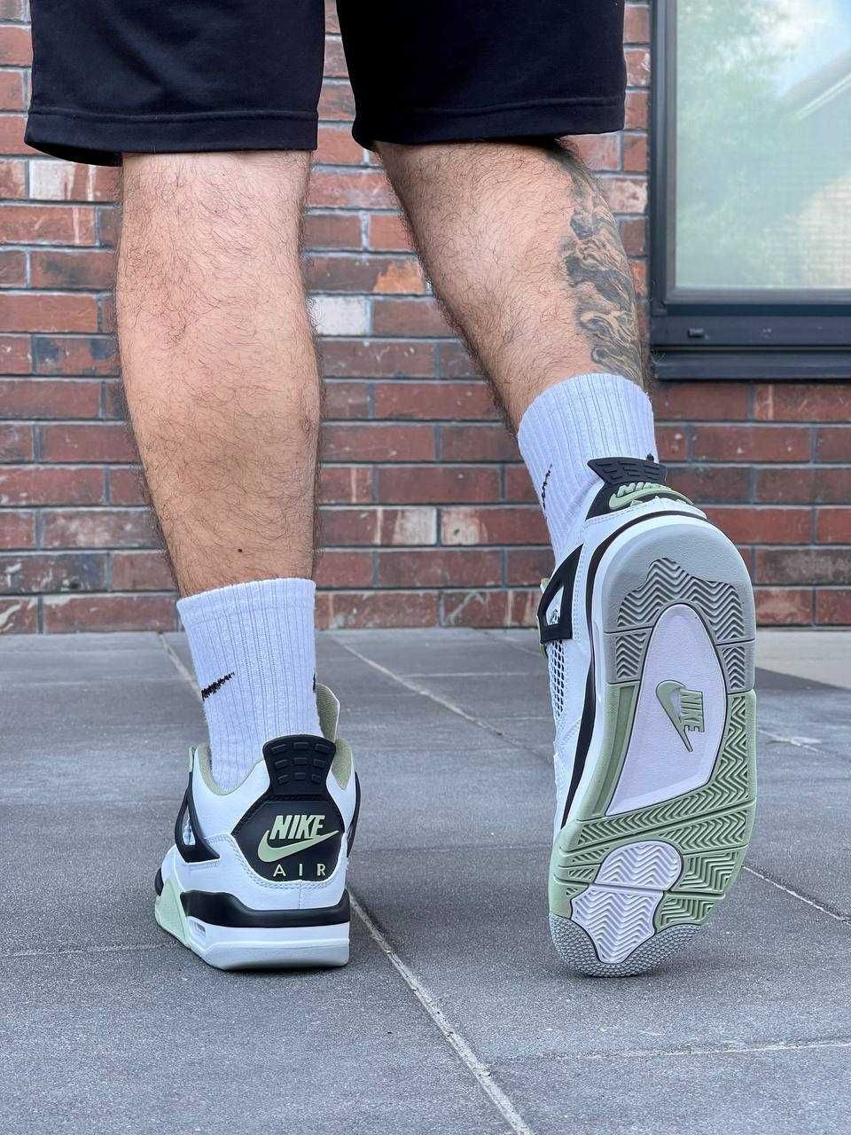 Чоловічі кросівки Nike Air Jordan 4 Retro Seafoam (41-45 р.)