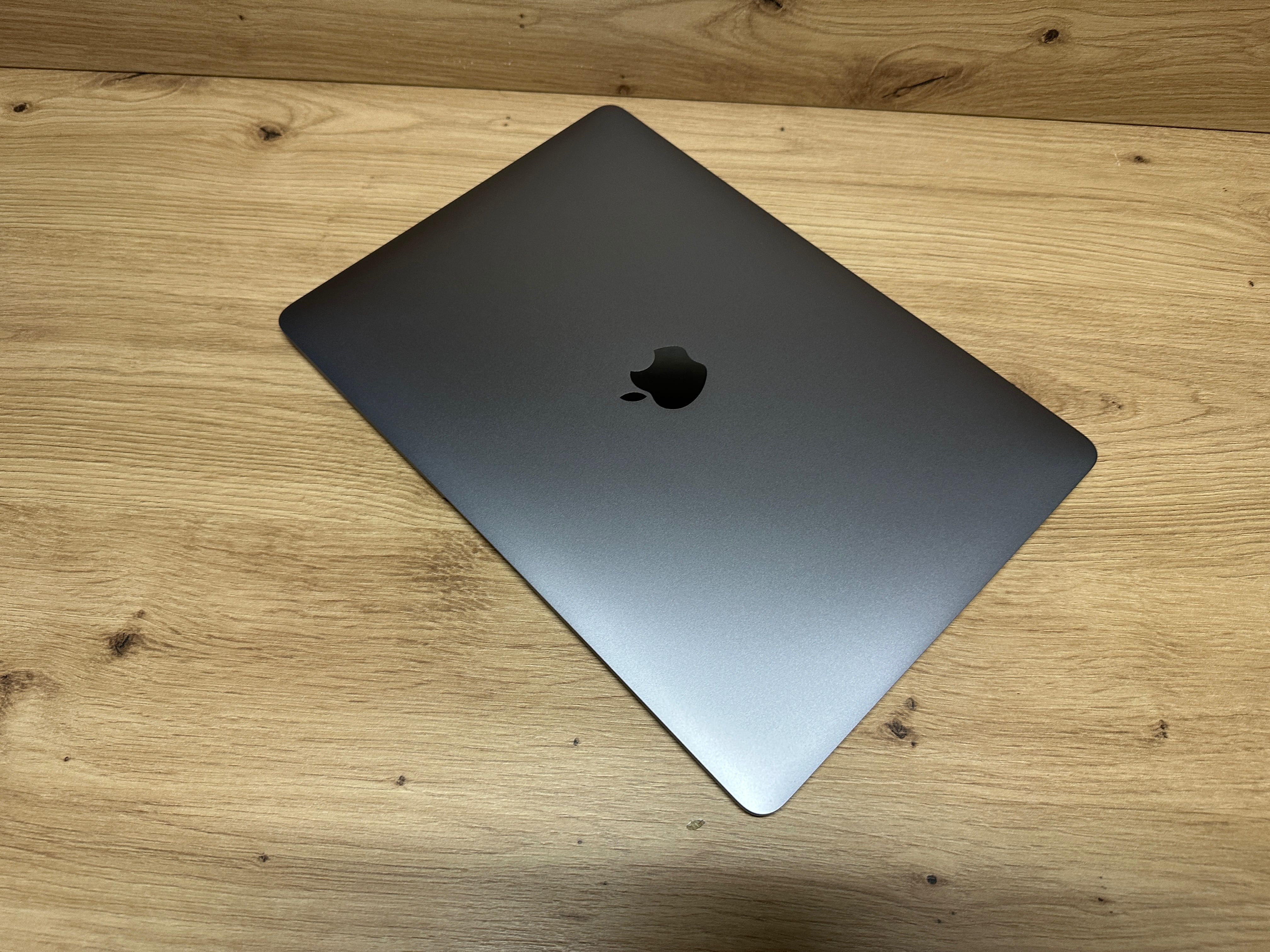 Новий open box Apple MacBook Air 13''Space Grey  1,6GHz i5 16gb 256SSD