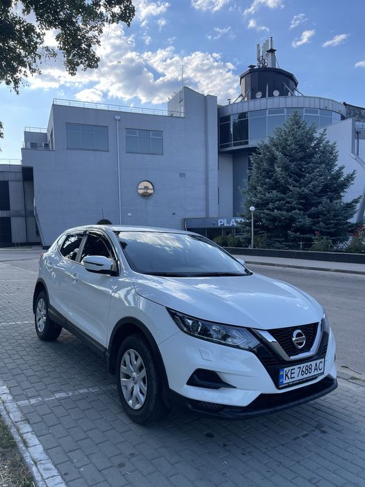 Продам свой автомобиль Nissan Qashqai 2018 г. в отличном состоянии