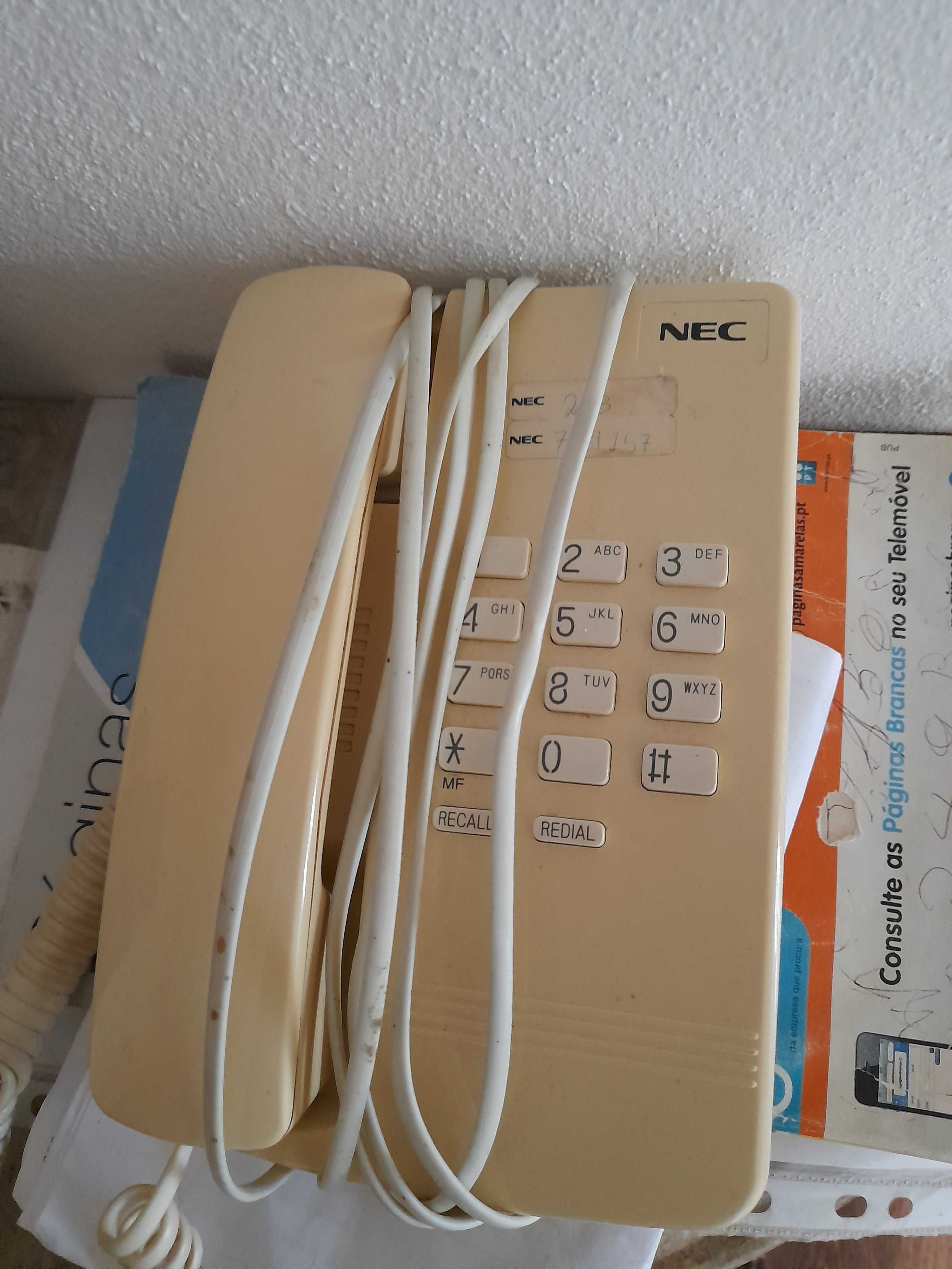 Telefone antigo NEC