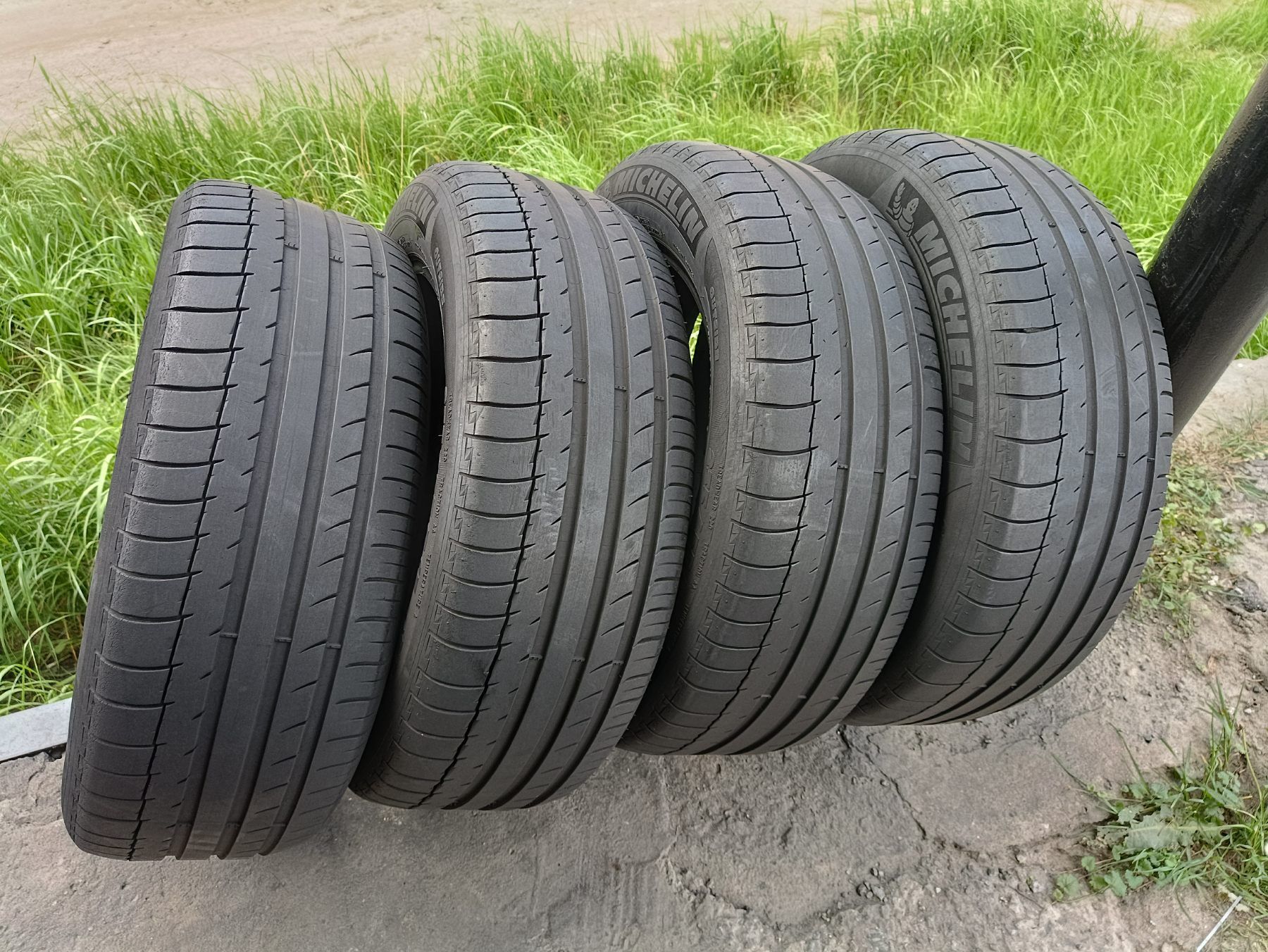 Літні шини Michelin 235/55 R17 резина Р17
