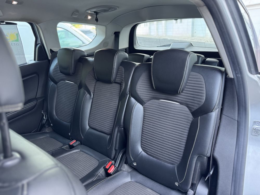 Renault Grand Scenic 7 lugares Nacional