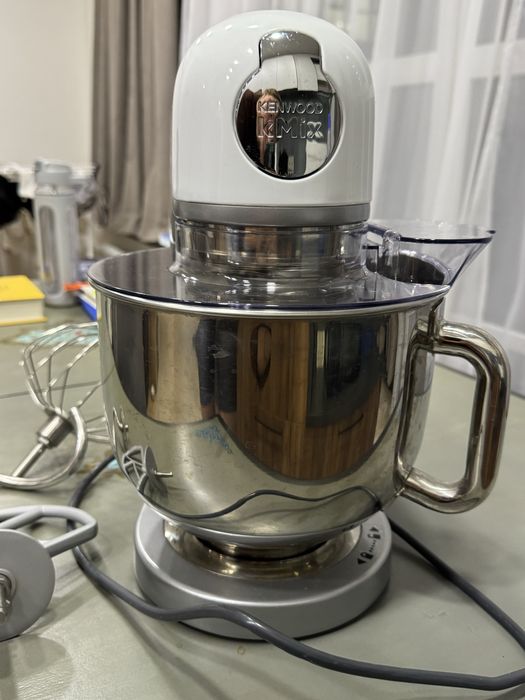 Кухонна машина Kenwood KMX750WH