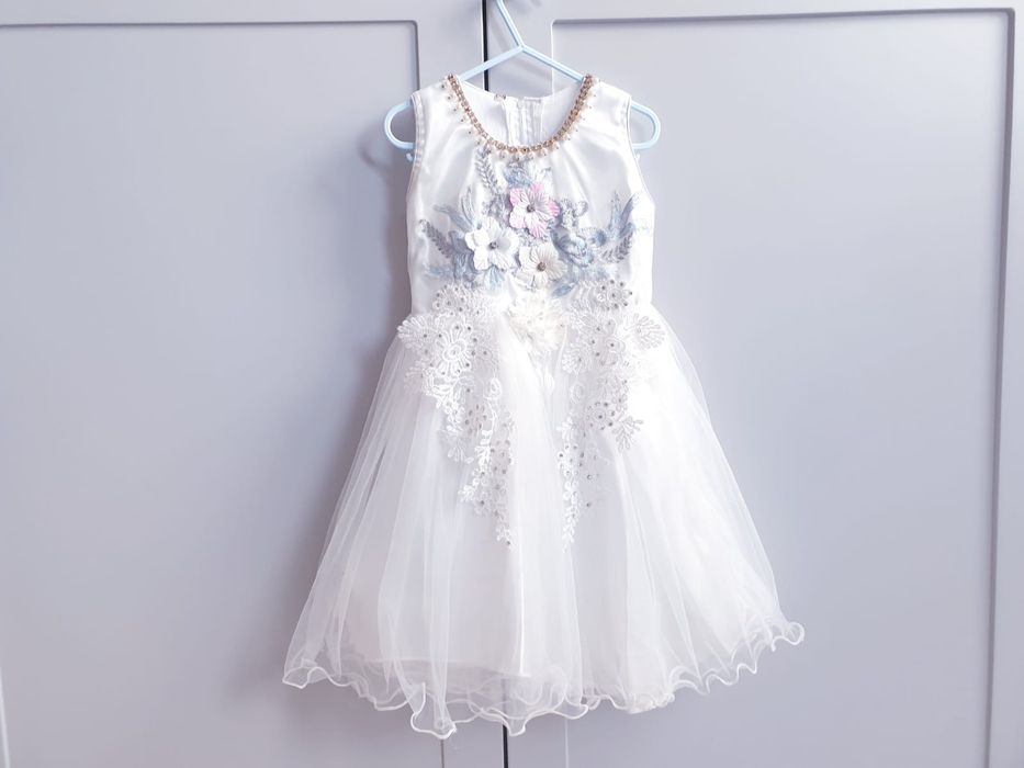 Nowa biała sukienka tiulowa bogato zdobiona 86 92