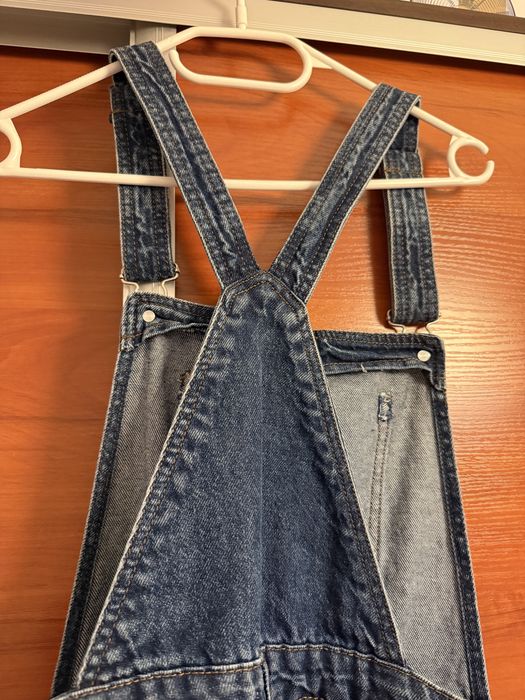 Jeansowe ogrodniczki