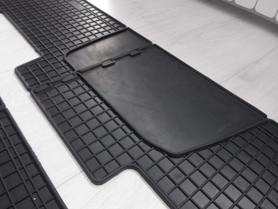 Dywaniki Gumowe Tył Tylne Opel Vivaro Renault Trafic Nissan Primastar