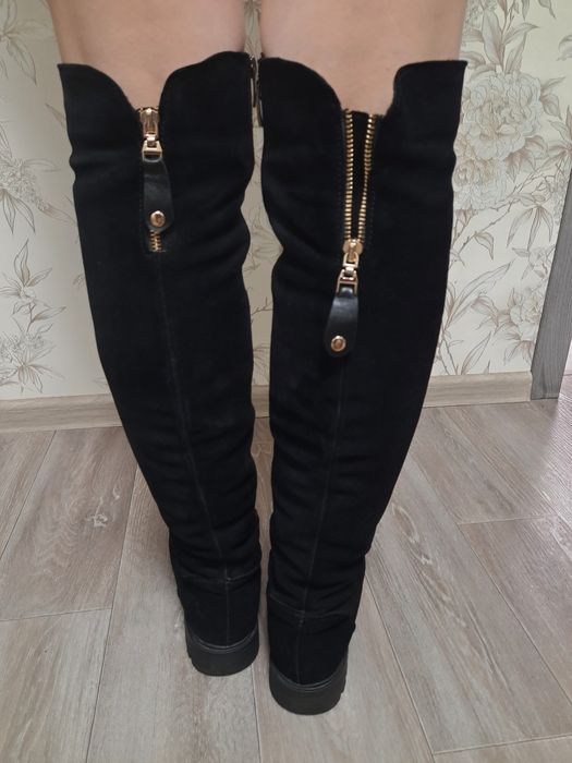 Замшеві зимові ботфорти