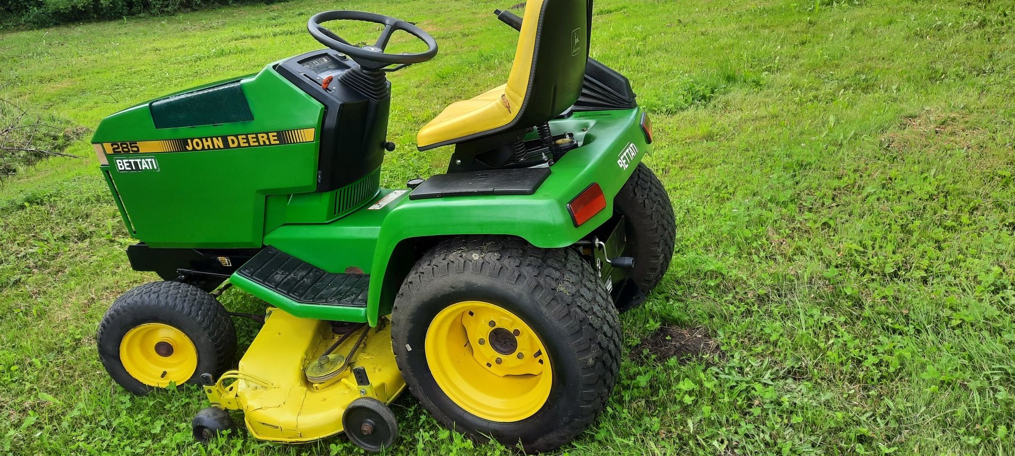 Kosiarka Traktorek John Deere 285 Kawasaki 18kM duże 3n kosisko wielki