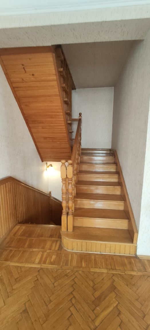 Продам хороший КИРПИЧНЫЙ ДОМ ул.Давыдова