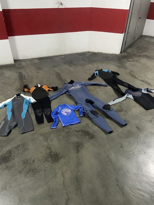 Útil para escolas de Surf!! Vendo conjunto de fatos