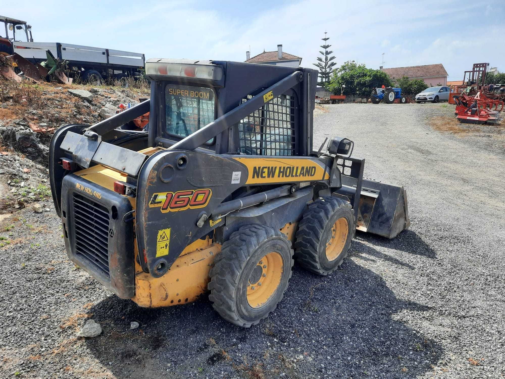 Pá Carregadora New Holland L160