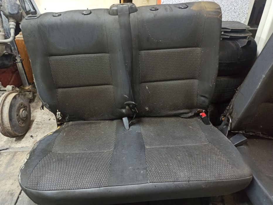 Сиденья второго ряда Citroen Berlingo m59