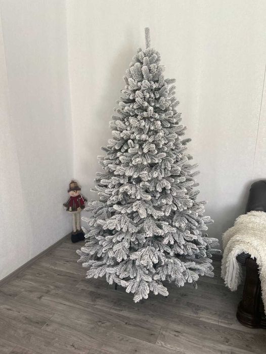 Віденська лита засніжена ялиночка.Штучна ялинка засніжена Віденська