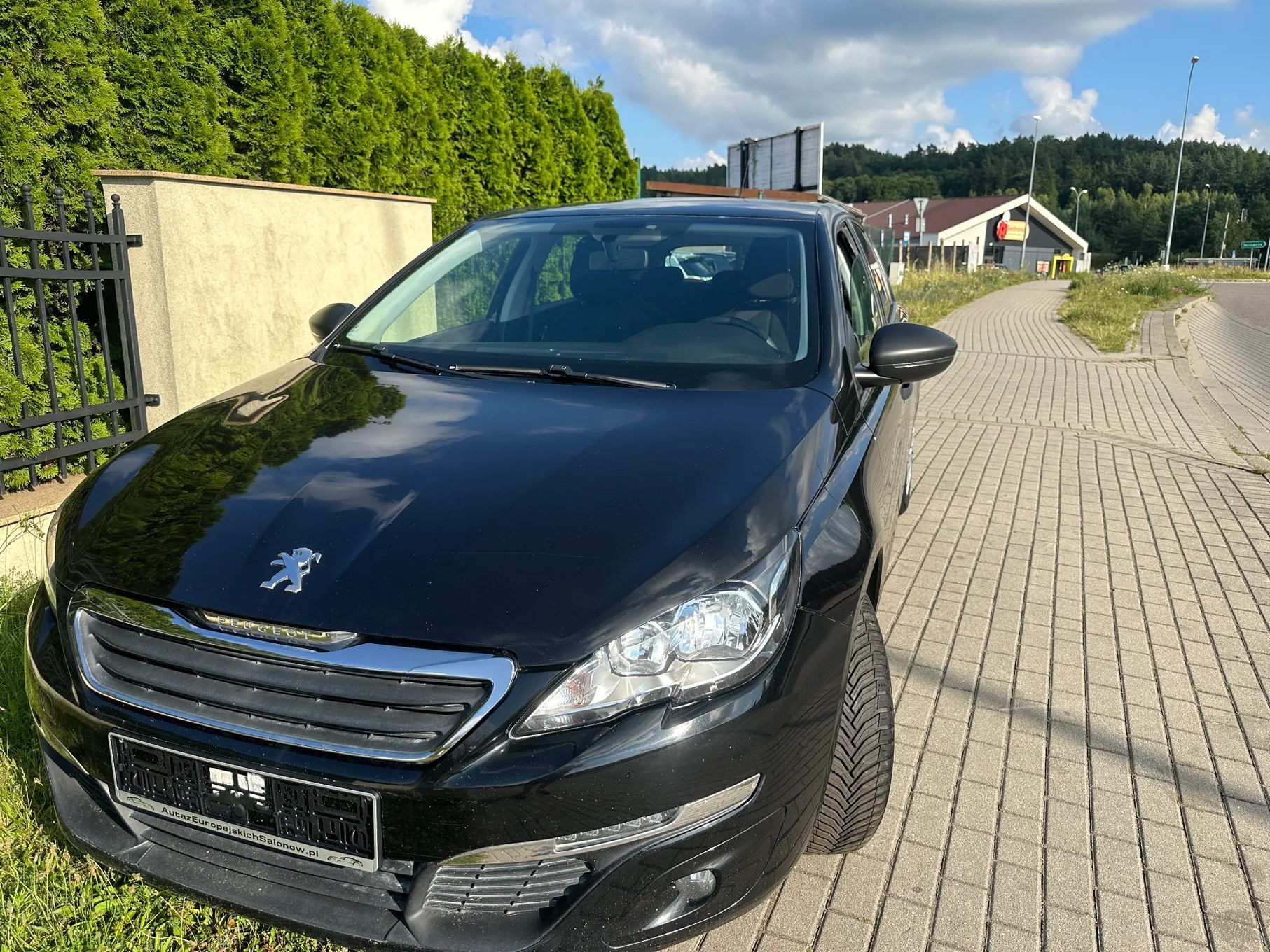 Peugeot 308 Benzyna, tempomat, LED światła dzienne, klimatyzacja, isofix, import