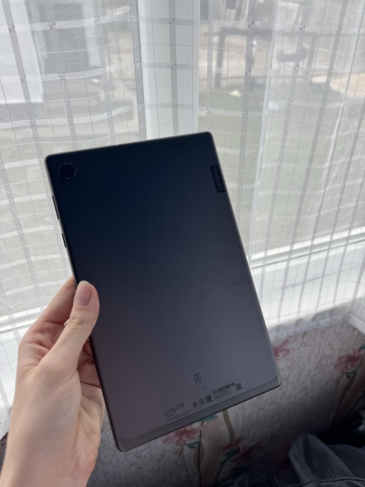Планшет Lenovo Tab M10 Plus wifi 4/128. Global