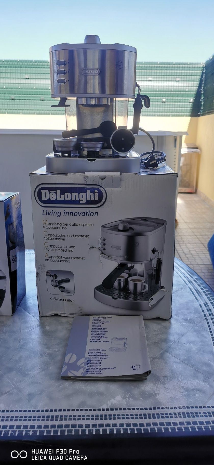 Máquina de café delonghi+Moinho