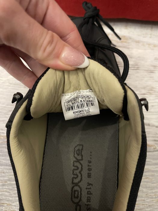 Lowa,оригінал,із натурального нубука,розмір 41 1/2,устілка 27