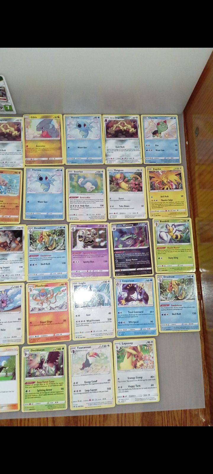 Cartas Pokémon (mais de 60 cartas)