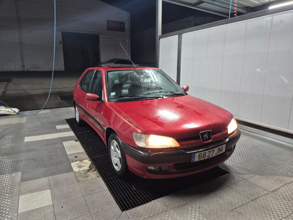 Peugeout 306 1.4 em bom estado