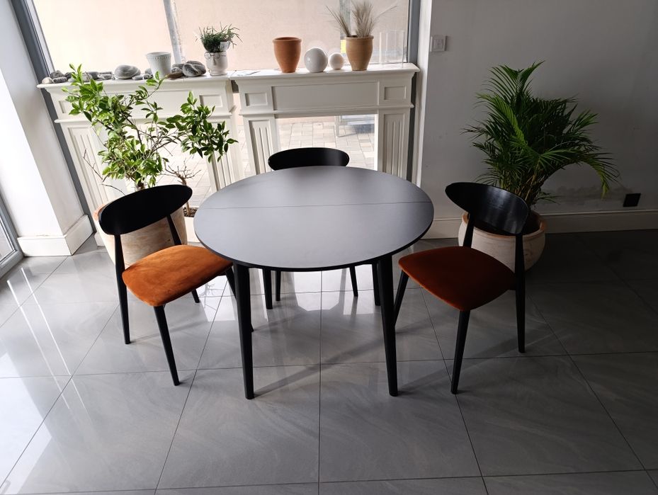 Stylowy stół do salonu lub kuchni 100 cm , nogi bukowe