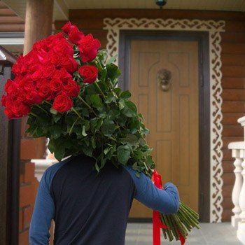 Роза  и тюльпан 51, 101 шт,букет цветов,еустома
