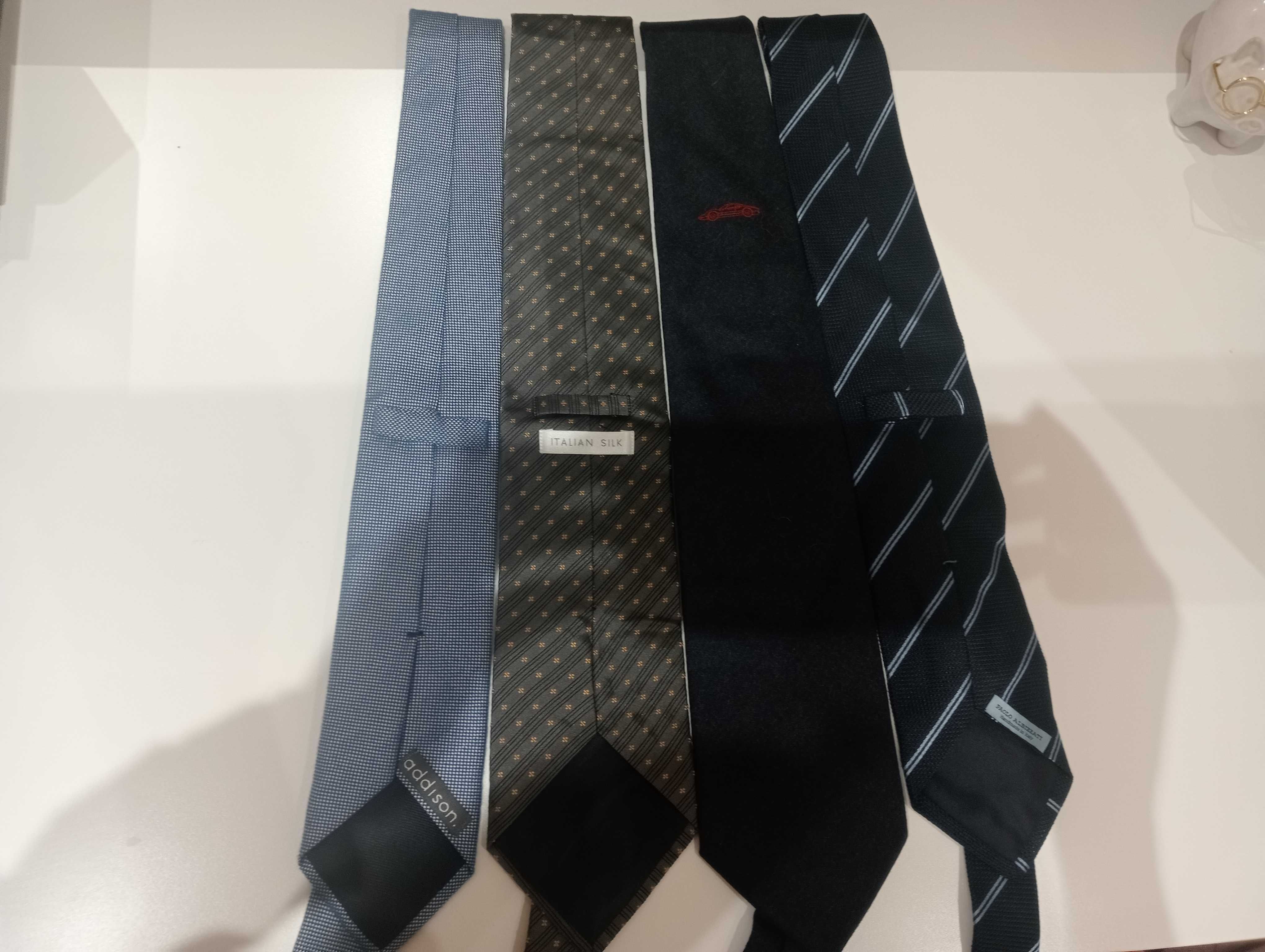 gravatas de marcas conceituadas
