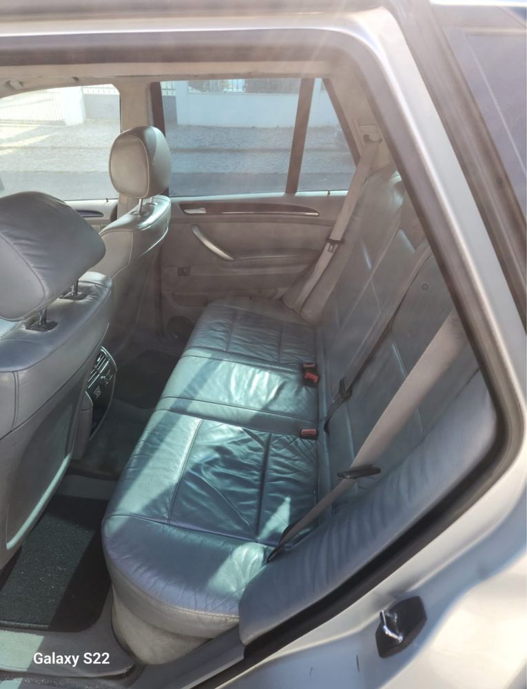 Bmw x5……………………..