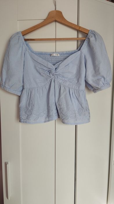 Błękitny crop top Sinsay XS