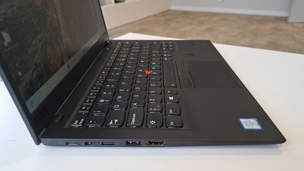 Laptop 14" Lenovo ThinkPad X1 Carbon G6 i7-8g 8GB 256SSD HDMI FHD W11