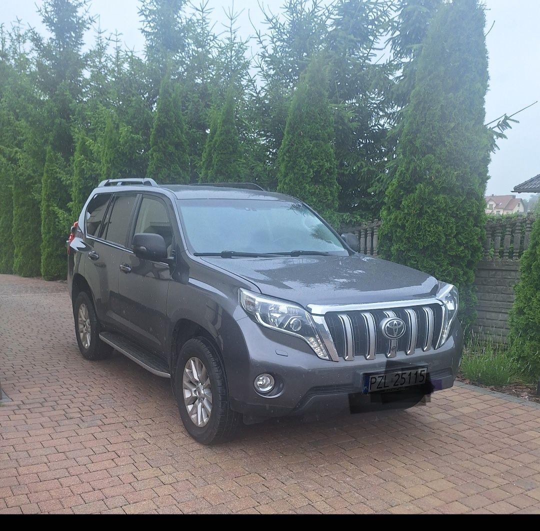 TOYOTA LAND CRUISER 2.8 Invincible 2017 r. POLSKI SALON !!!
