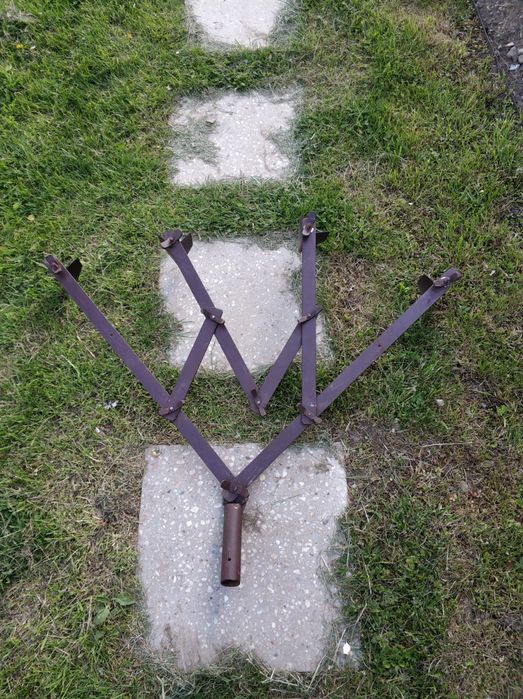 Пристрій для нарізання рядків