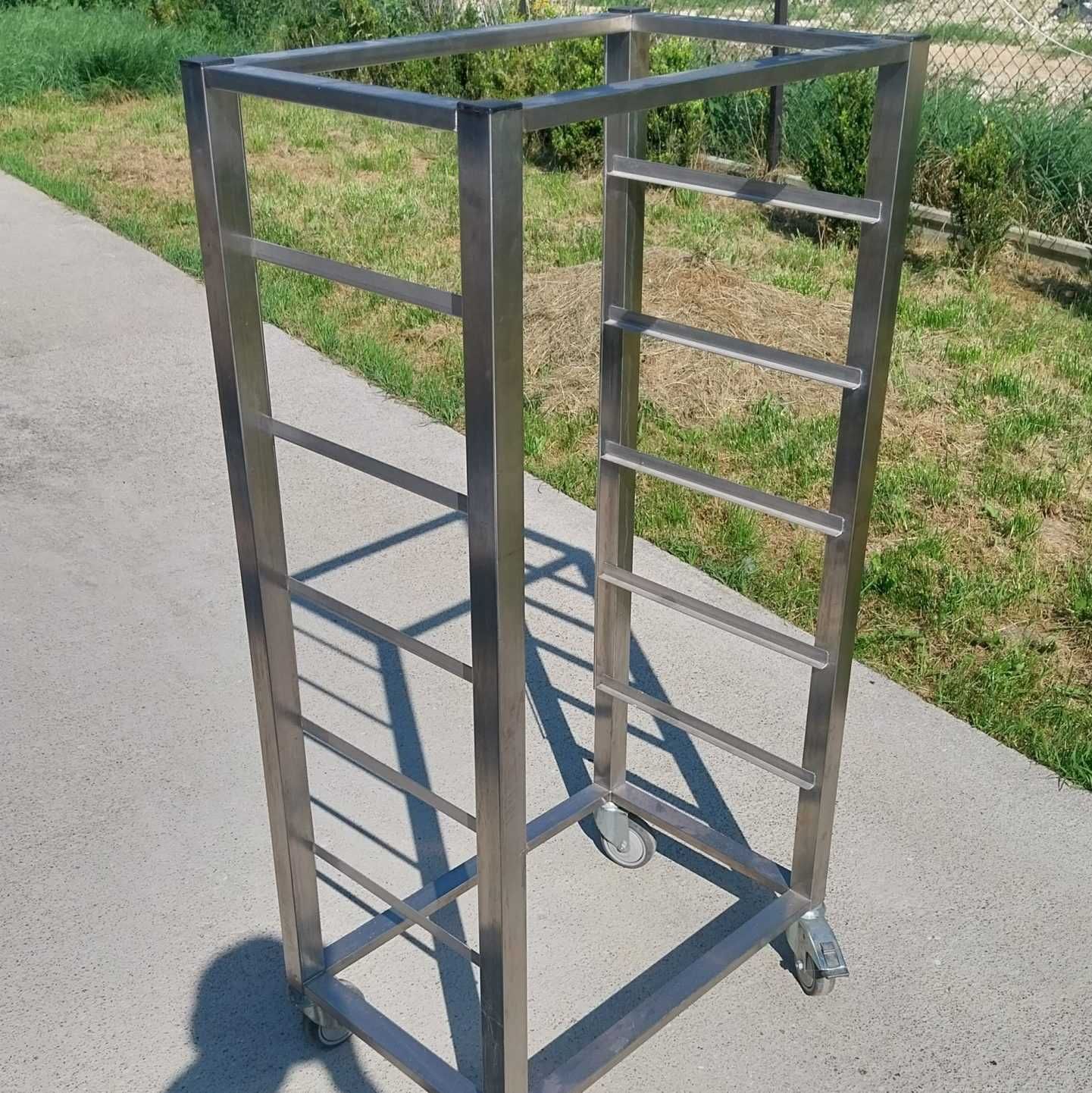 Wózek cukierniczy transportowy niski 600x400 mm | 5 prowadnic