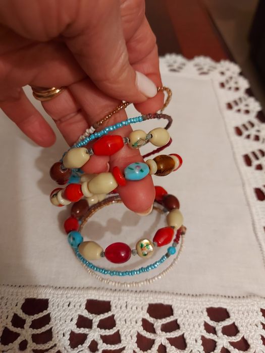 Pulseira de 7 voltas, várias cores.
